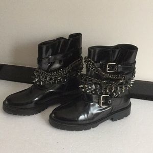 Zara Woman Black chain & spike combat boot
